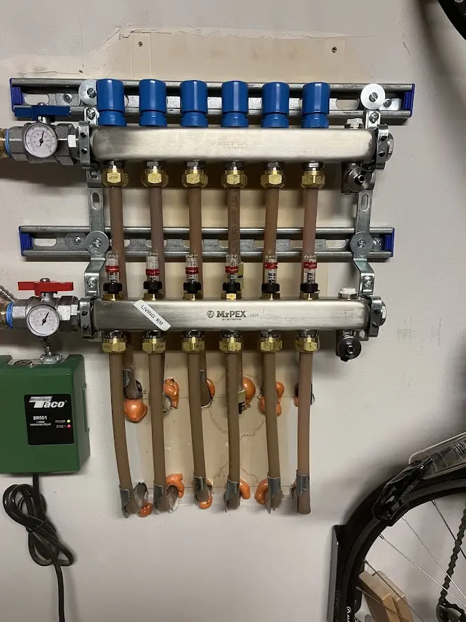 Plumber performing Leak Detection at a residential property in Oakland